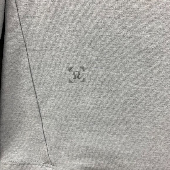 Lululemon Mens Shirt Small Light Gray Heather Surge Warm Long Sleeve Running - Picture 6 of 8